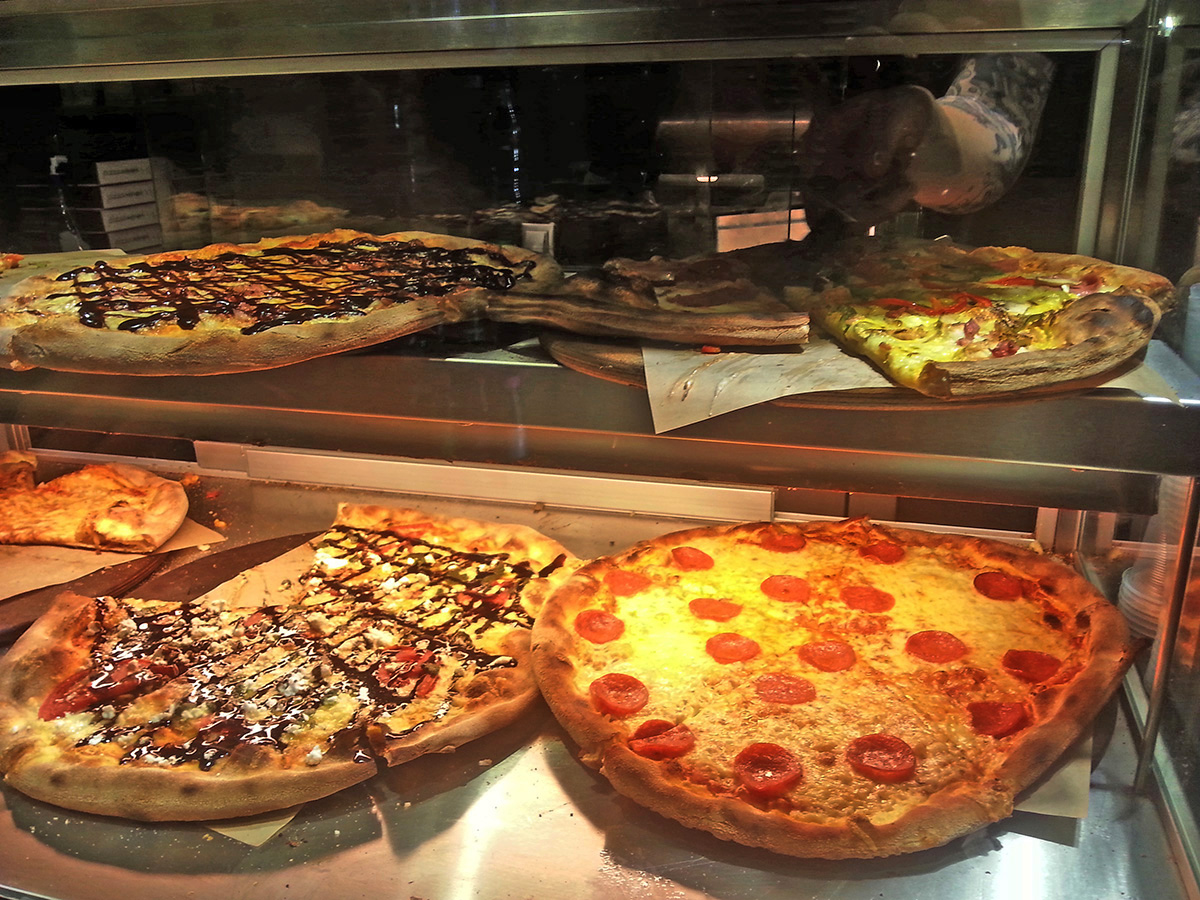 Funkys_Pizza_DownTown_Chania
