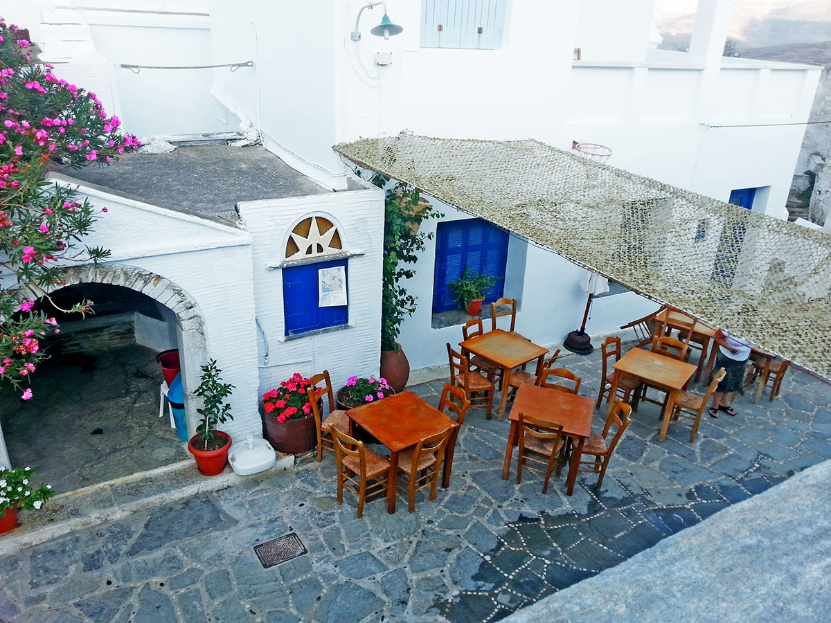 tinos-greek-island-beaches-tourism-kounaria-Tavern_Aetofolia Village