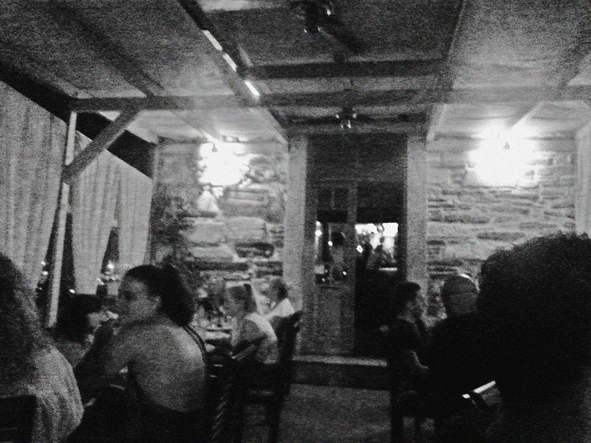 tinos-greek-island-tourism-vacation-chora-koursaros-bar