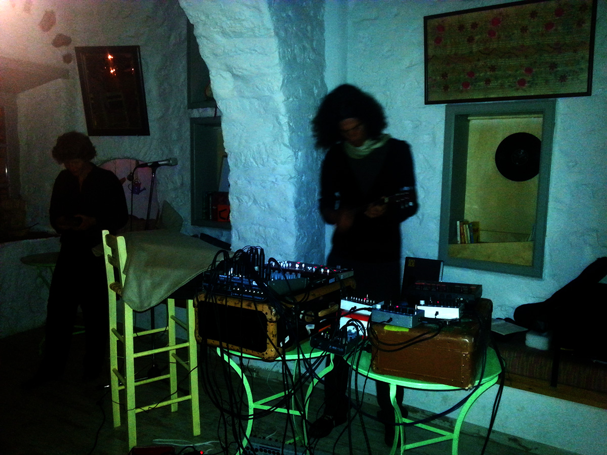amorgos-cyclades-island-endless-blue-greece-summer-vacation-Lagkada-To-Pergalidi-music