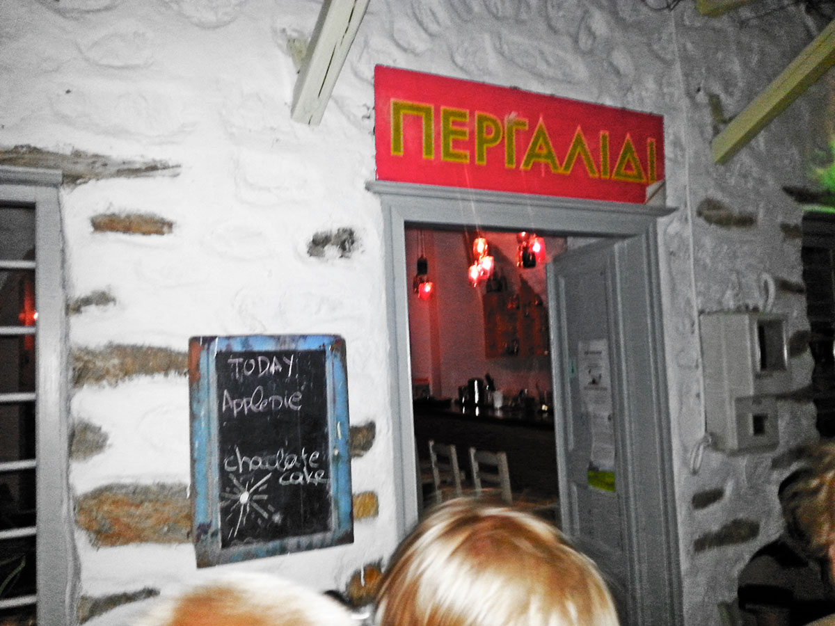 amorgos-cyclades-island-endless-blue-greece-summer-vacation-Lagkada-To Pergalidi