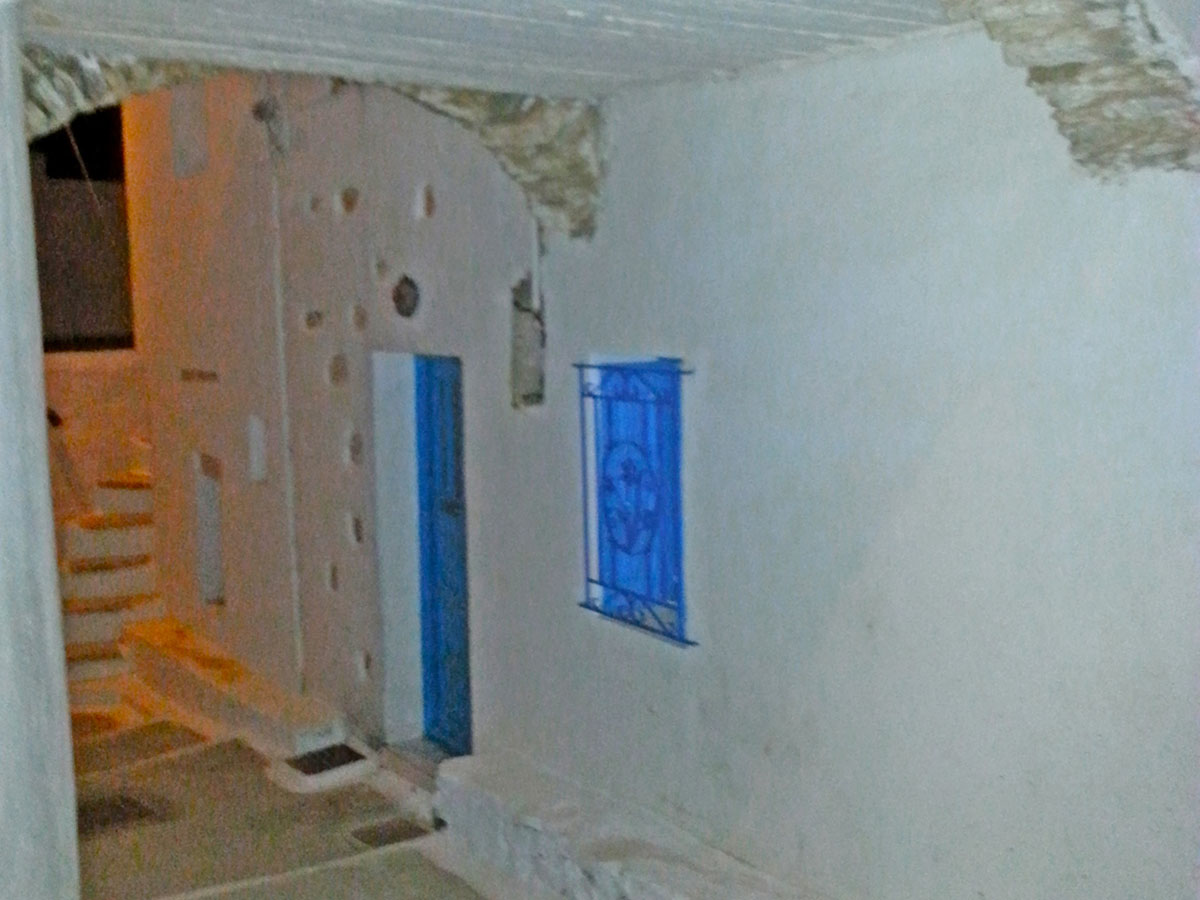 amorgos-cyclades-island-endless-blue-greece-summer-vacation-Lagkada-alleys