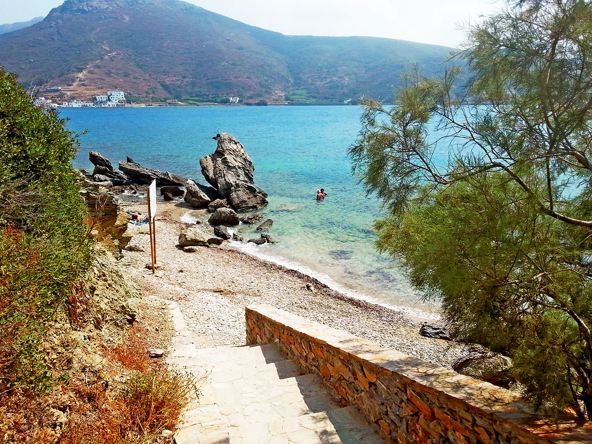 amorgos-cyclades-island-endless-blue-greece-summer-vacation-katapola-Beach in-Xilokeratidi