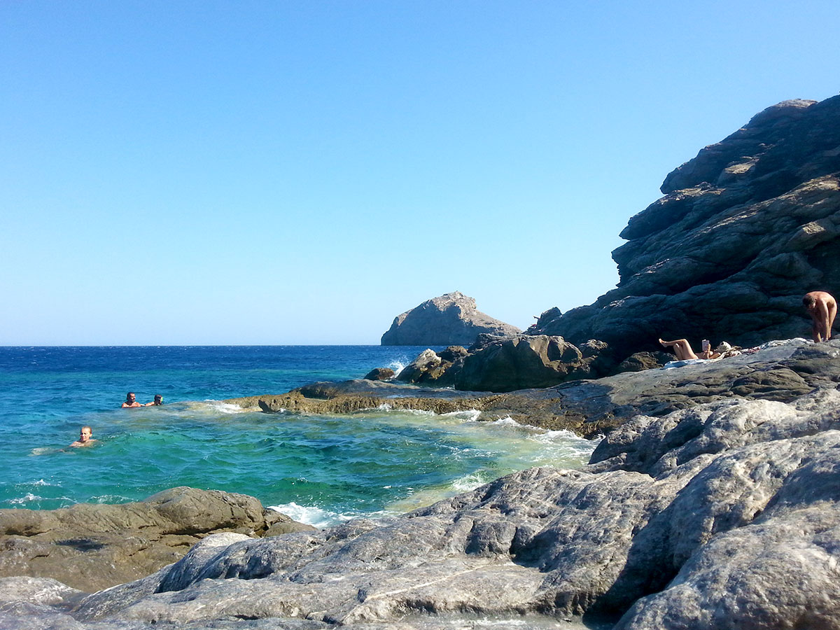 amorgos-island-endless-blue-greece-summer-vacation-Agia-Anna Beach