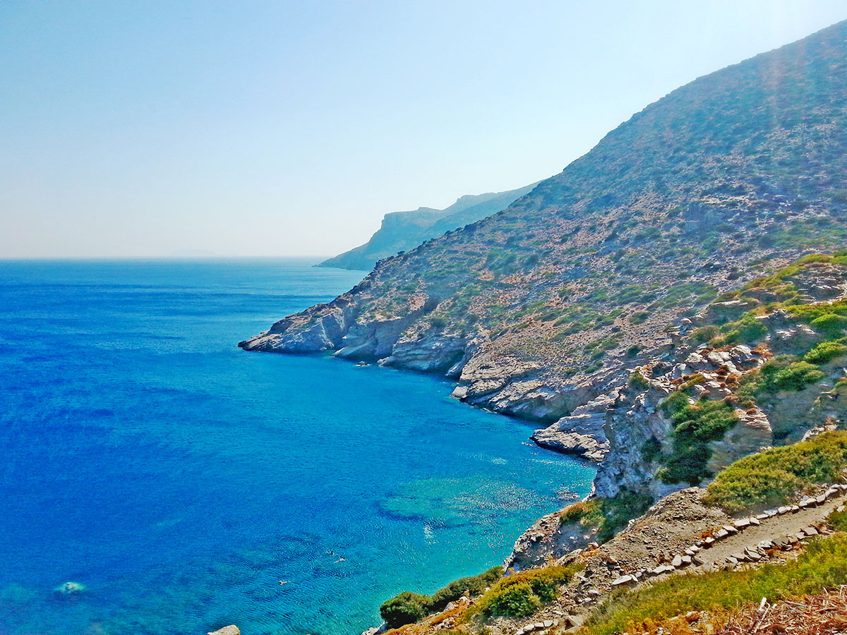 amorgos-island-endless-blue-greece-summer-vacation-Mouros Beach