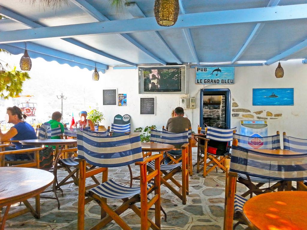 Cafe-Bar _Le Grand Bleu_amorgos-cyclades-island-endless-blue-greece-summer-vacation-katapola